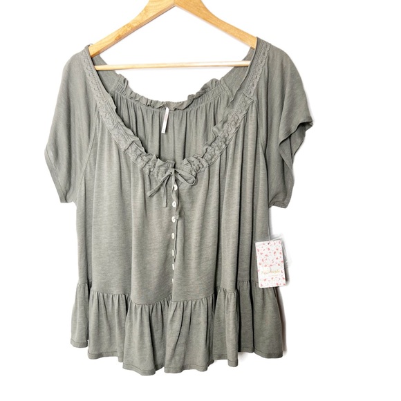 New with tag Women's Free People Army Sage Green Ruffled Button Lace Tie Blouse - Picture 4 of 16